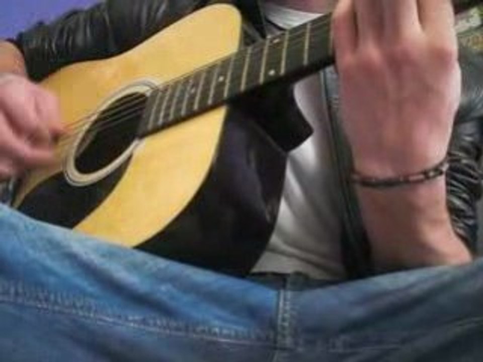 "low" FLO RIDA feat T-PAIN acoustic cover