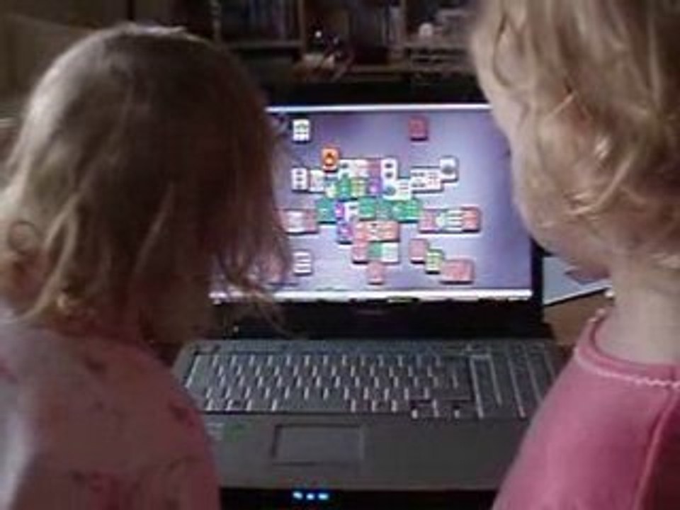 Léna & Chloé, les reines du mahjong