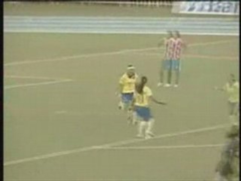 Frauenfussball-einwurf