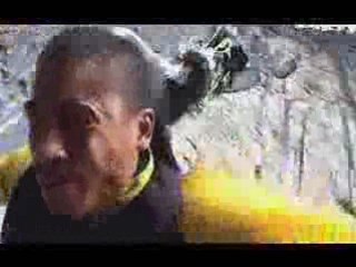 COOL BASE Jumping video from GlobalGifter