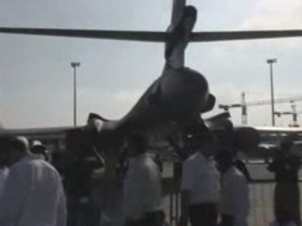 B1-b Dubai air show 2005