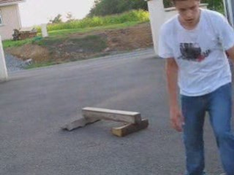 Skateboard