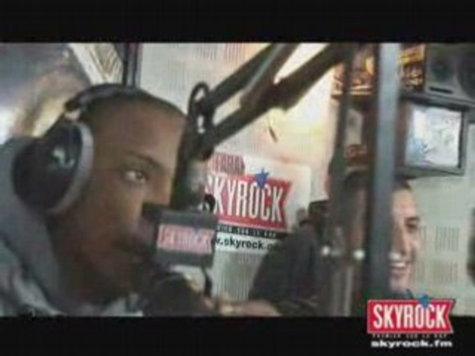 Psy 4 et Kenza pendant le Planète Rap Urban Peace 2