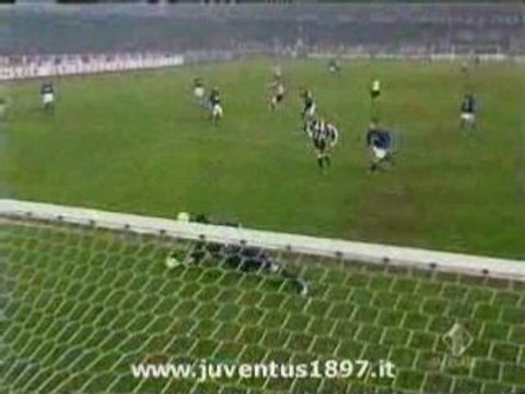 Nedved , Camoranesi goals Juventus vs. Inter