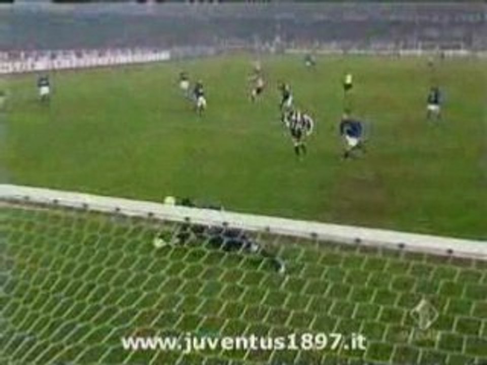 Nedved , Camoranesi goals Juventus vs. Inter