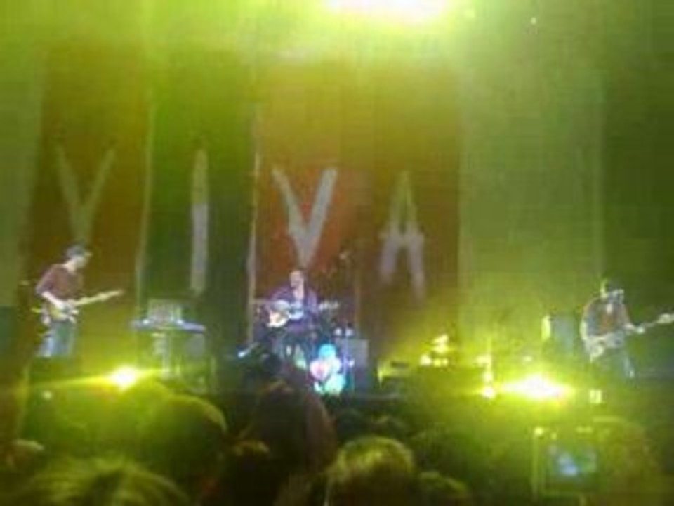 COLDPLAY "Yellow " + surprise - live à Paris Bercy: 10/09