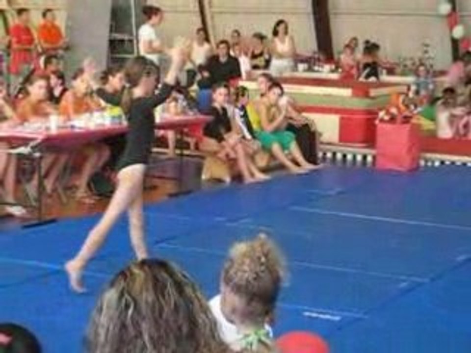 Clara à la gym Trets 2008