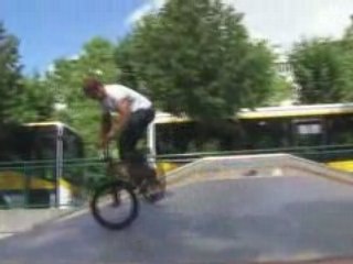 Fakie whiplash