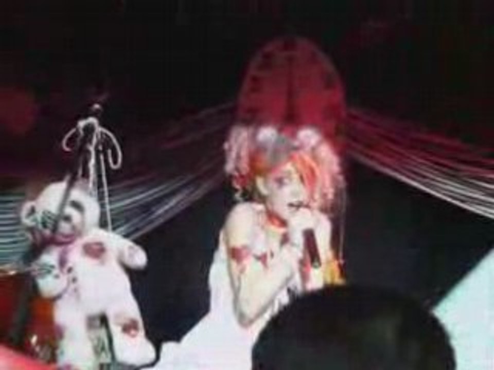 Emilie Autumn - Swallow (live)