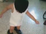 mi bb con mis zapatos