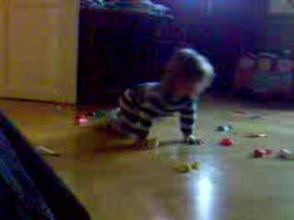 Alice explore le monde