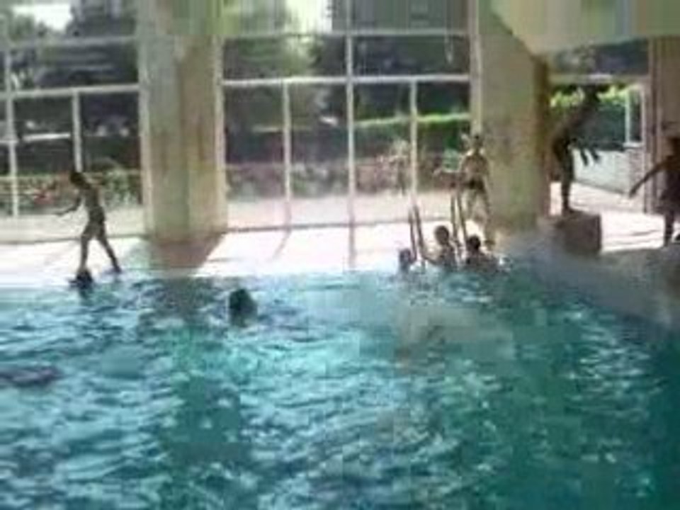 The plongeon à la piscine de Biache + de 20 enfants
