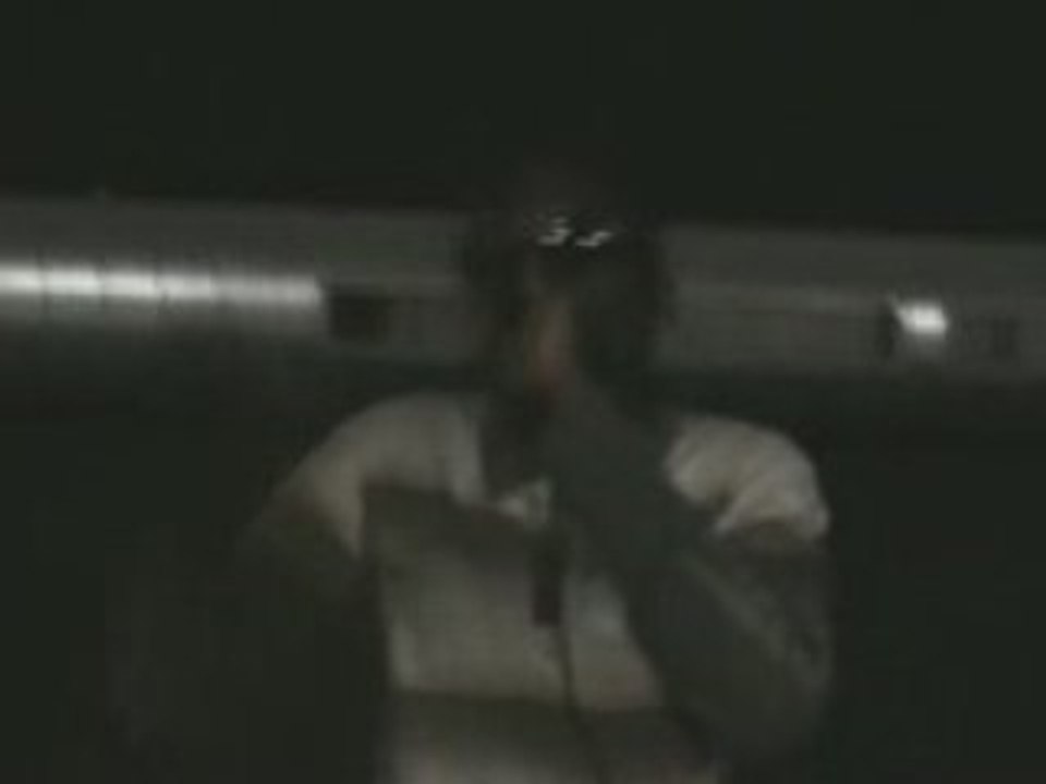 l'ile bizzy 7--Devon-infamous