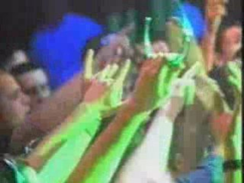 Xque - Pastis & Buenri at work