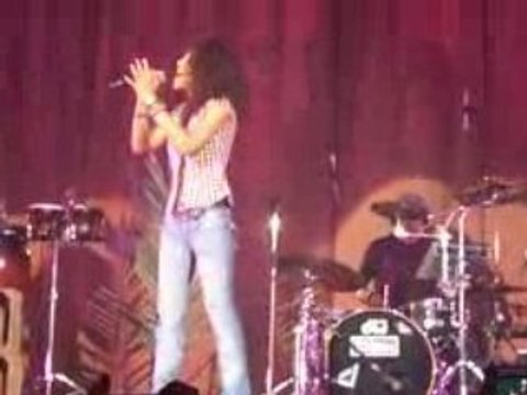 Louisy Joseph ; Première partie de Christophe Maé - Lyon