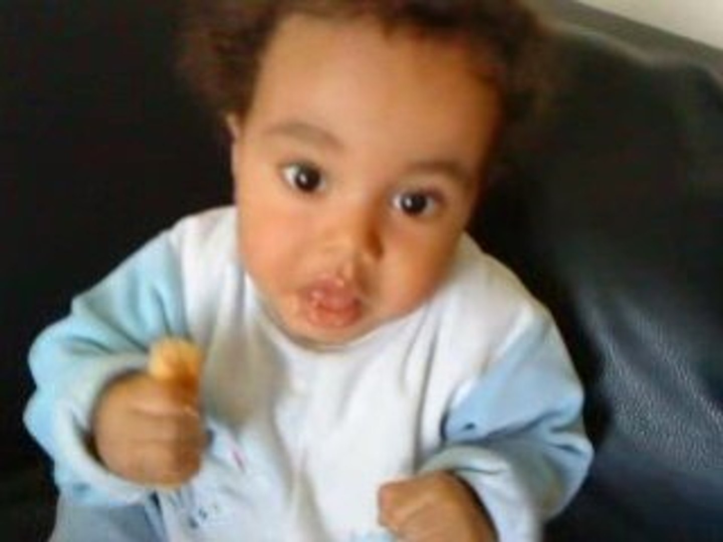 Bebe Mange Boudoir Video Dailymotion