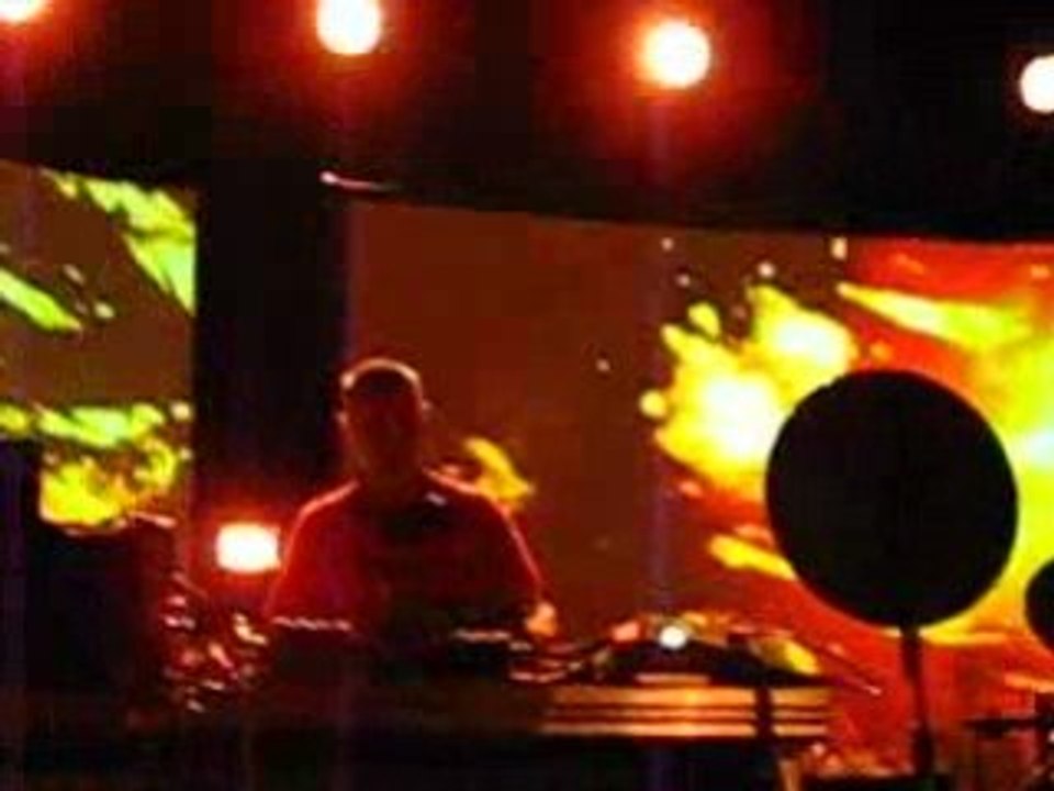 high tone (extrait live a tarrega 24 de julio 2008)