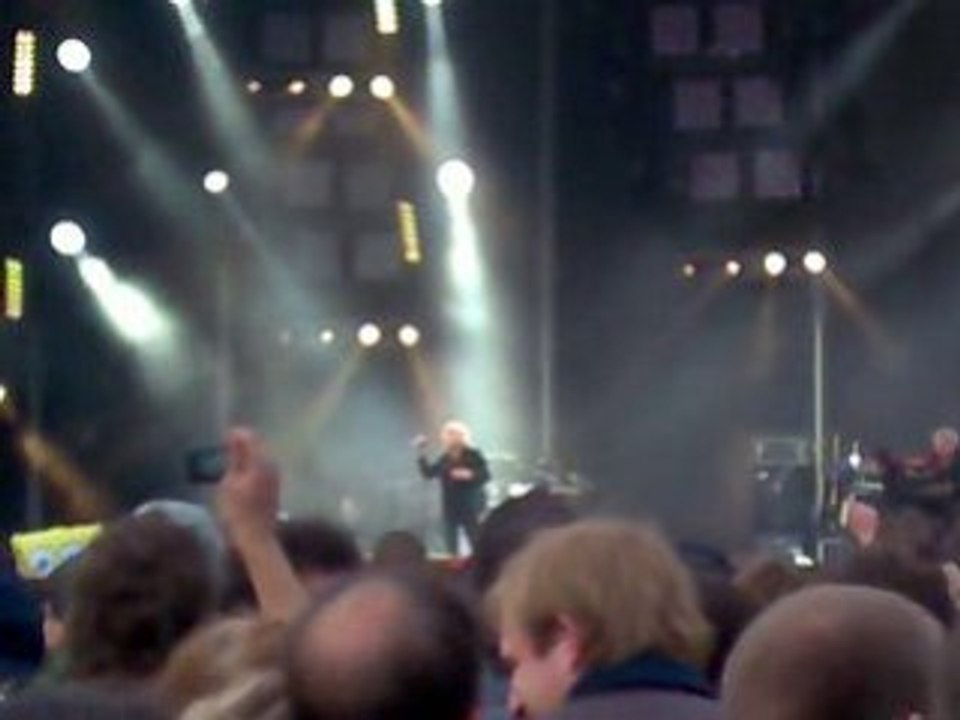 Arno - Les yeux de ma mère @ Fête de l'Huma 2008