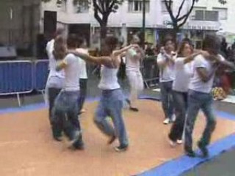 Fete de Quartier des Champs-Elysées : Initiation Salsa