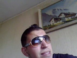 Dis moi Bébé Brune