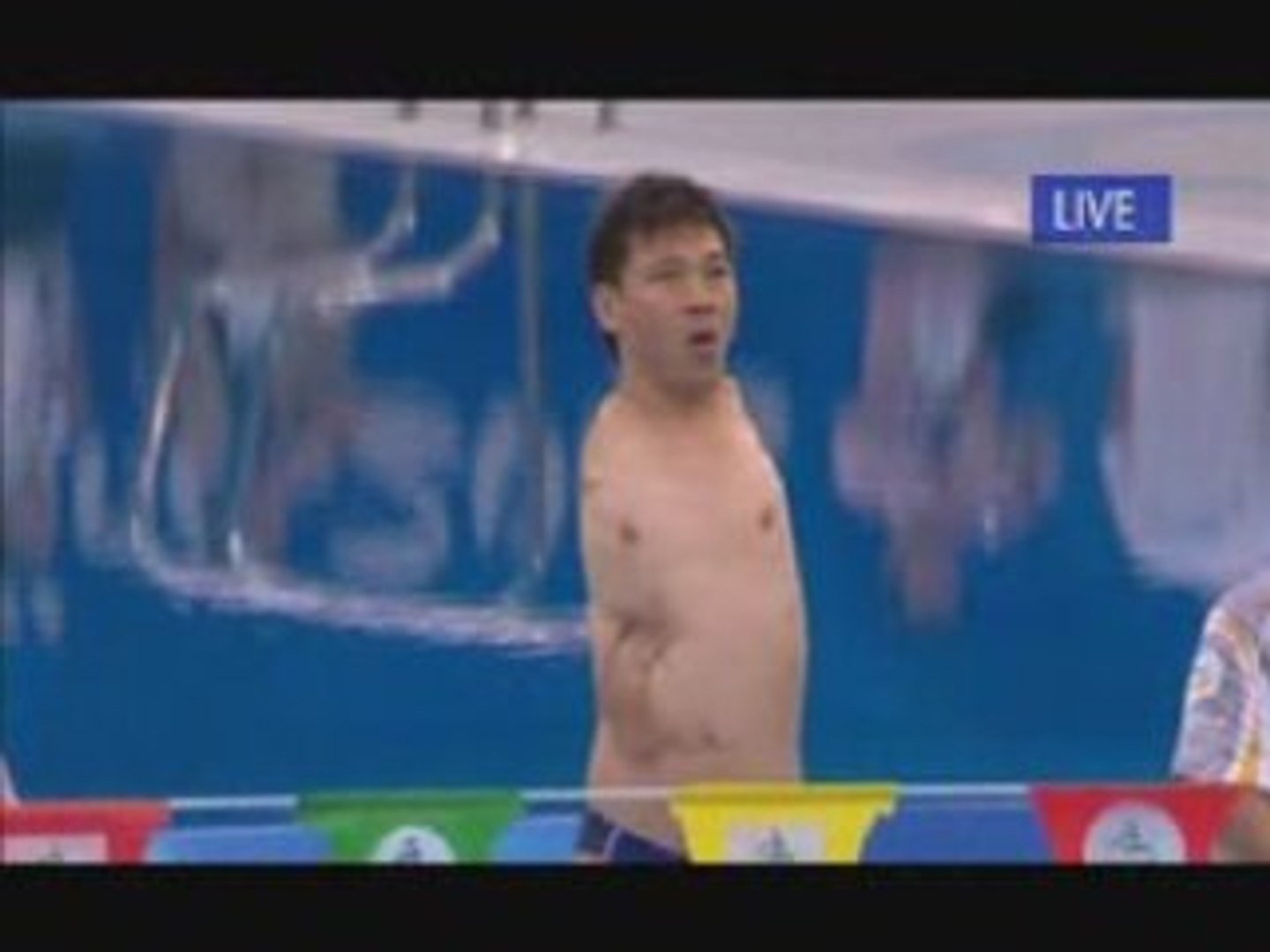 Le 200m 4 nages... sans bras - jeux paralympiques 2008 - Vidéo Dailymotion