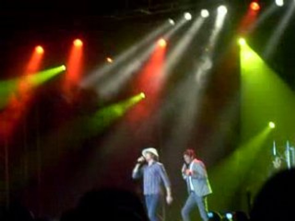 nouvelle star à Divonne les bain , Jules chante Machistador