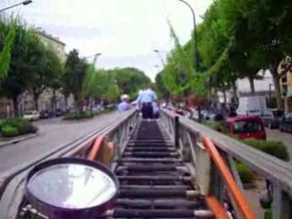 Le camion des mariés un american lafrance 900