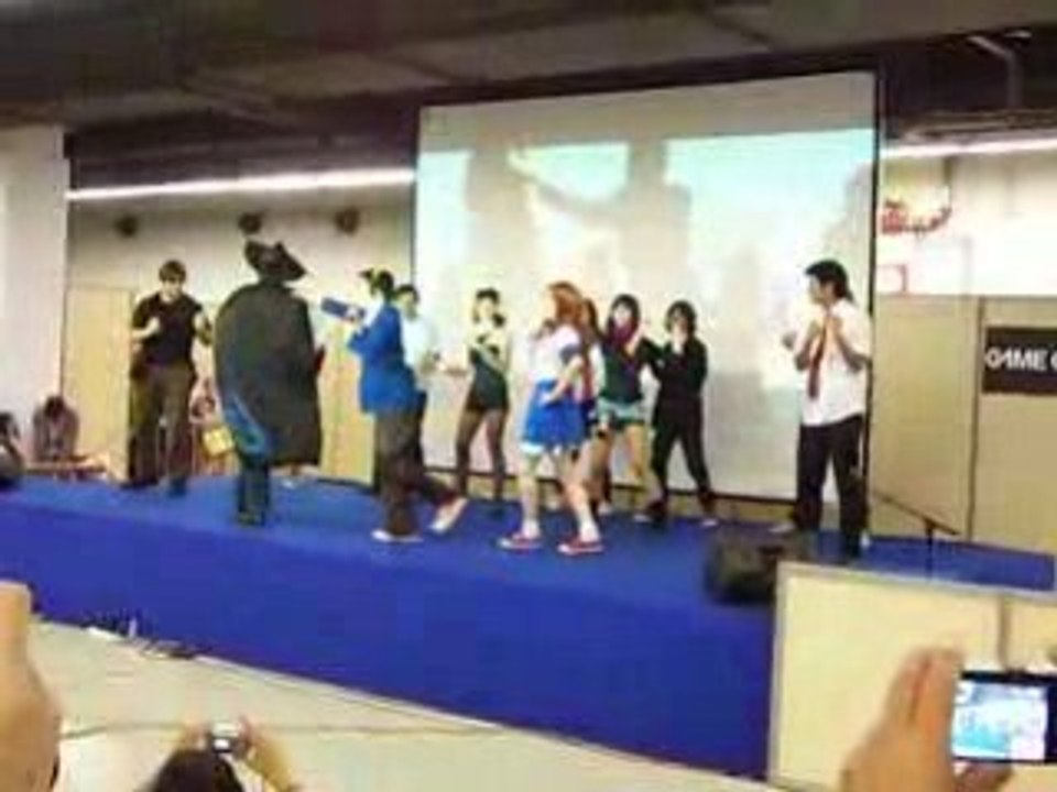 Hare Hare Yukai Paris Manga 08 1/4