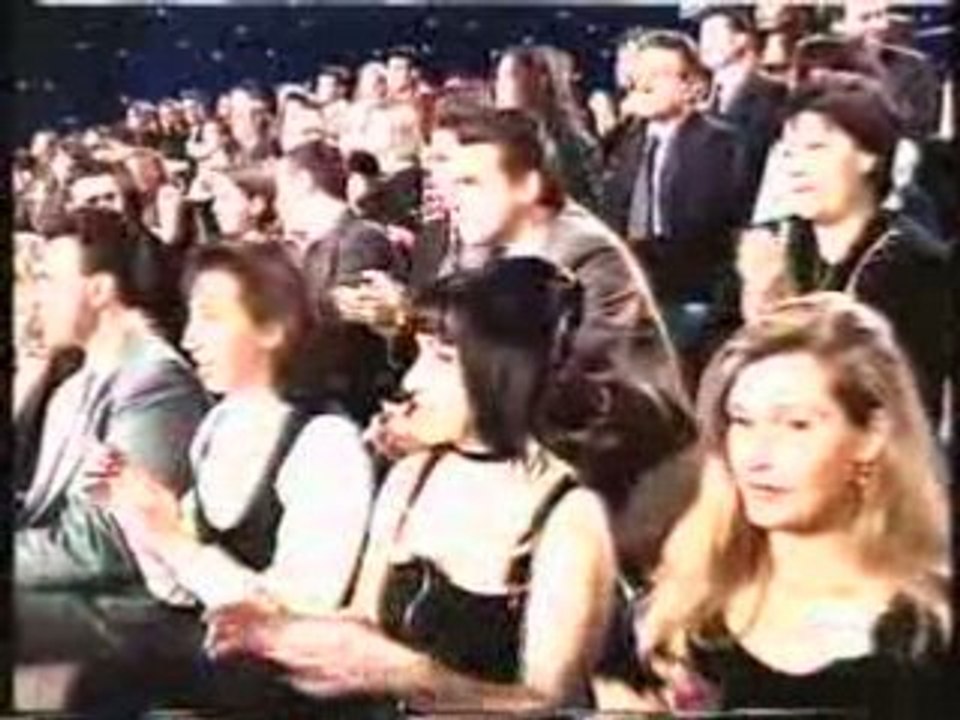 Cristina D`Avena-gente come noi