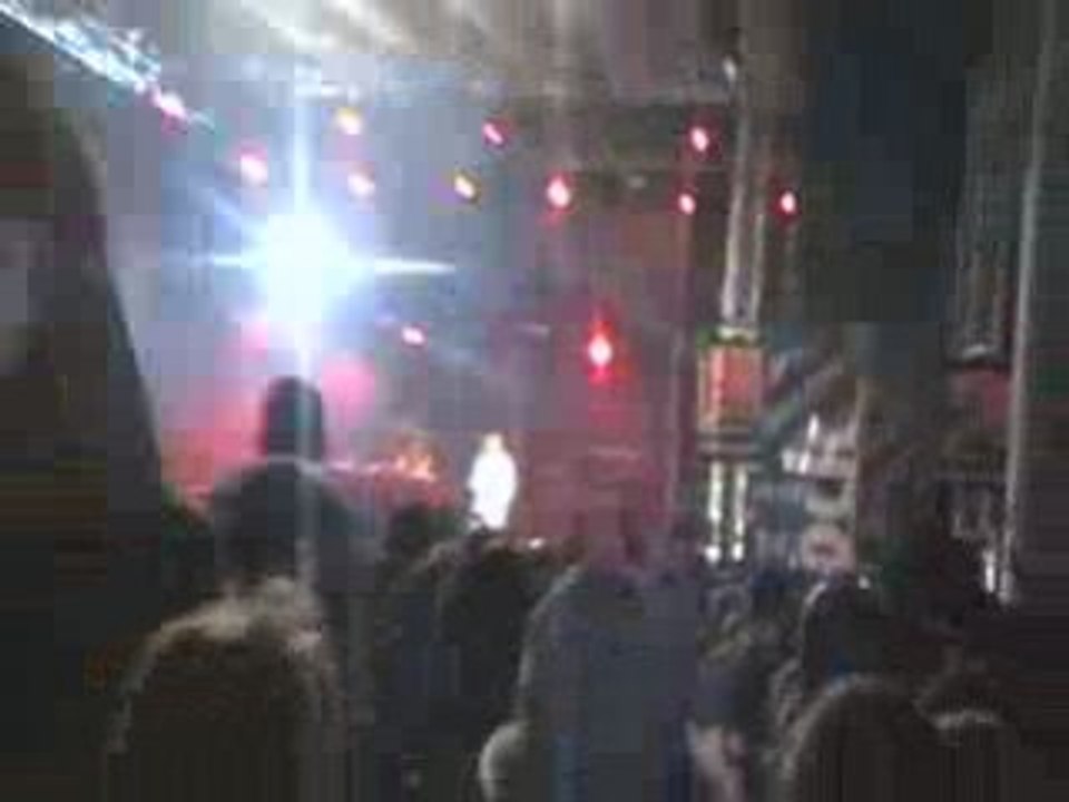 kery james live fete de l huma.clash