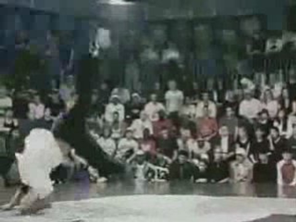 Red_Bull_BC_ONE_2004_Sonic_vs_Omar