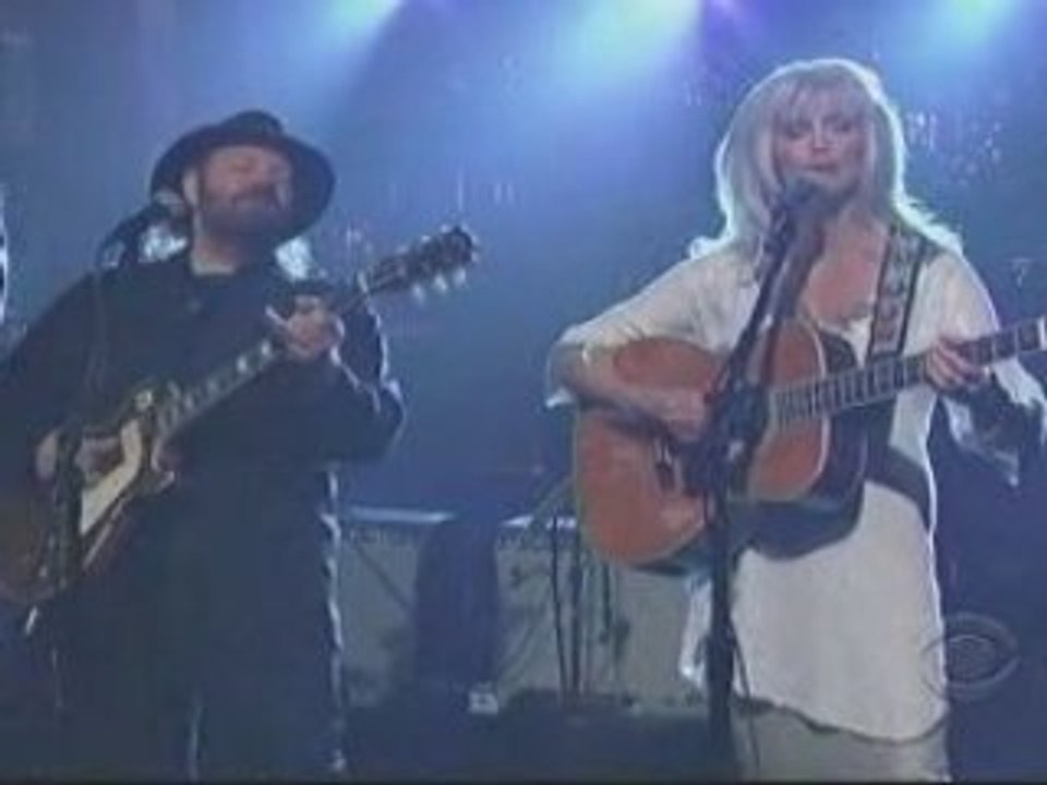 Emmylou Harris - Shore of White Sand