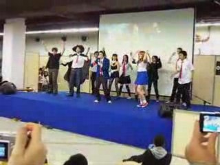 Hare Hare Yukai Paris Manga 08