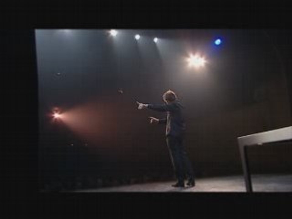 Stephane Guillon - humour noir