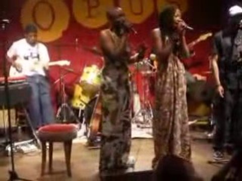 Akoma Aya - Poesie - Live!