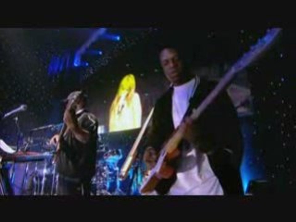 Beyoncé - Me, Myself and I (Live at Wembley)