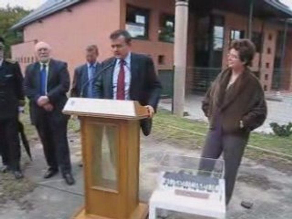 Yves jégo maison 15 euros par jour