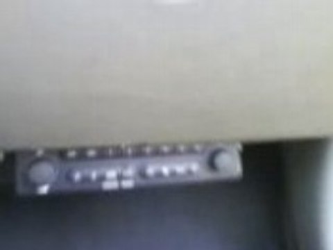 Clio 2 - GPS carminat guidage déporté sous la BAG