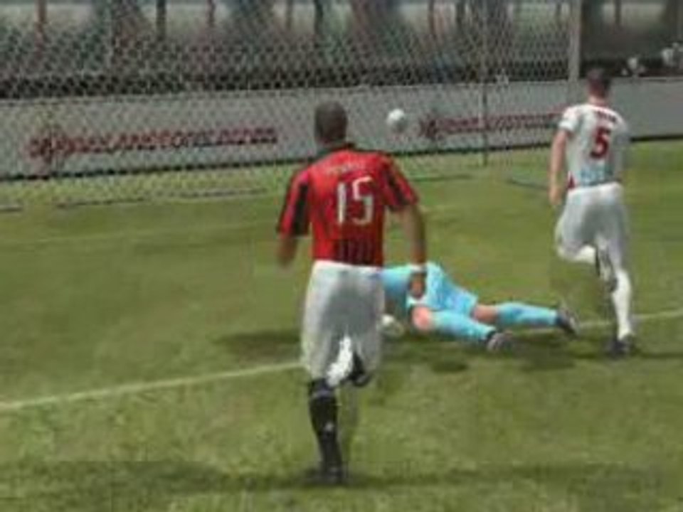 Lob Adriano sur Action Collective PES 2008