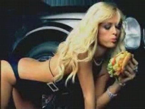 Tina Fey Returns To SNL To Spoof Sarah Palin/Hillary Clinton