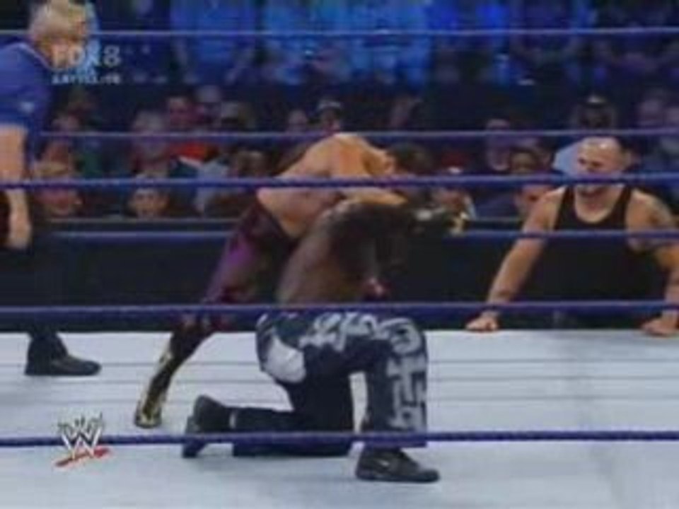 R Truth Vs Chavo