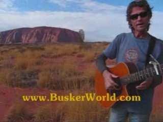 Famous Busker Spotted Playing at Ayer’s Rock (Uluru)