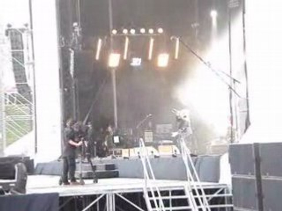 ARNO les yeux de ma mere huma 2008