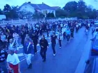 Biennale de la danse DANS LES TEMPS répète centre BRON