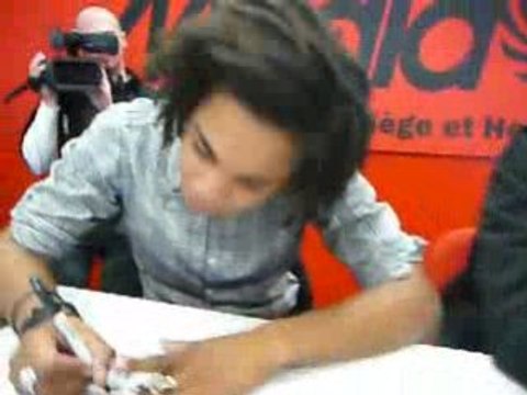 Media Markt Liège - Séance Dédicasse BB Brunes