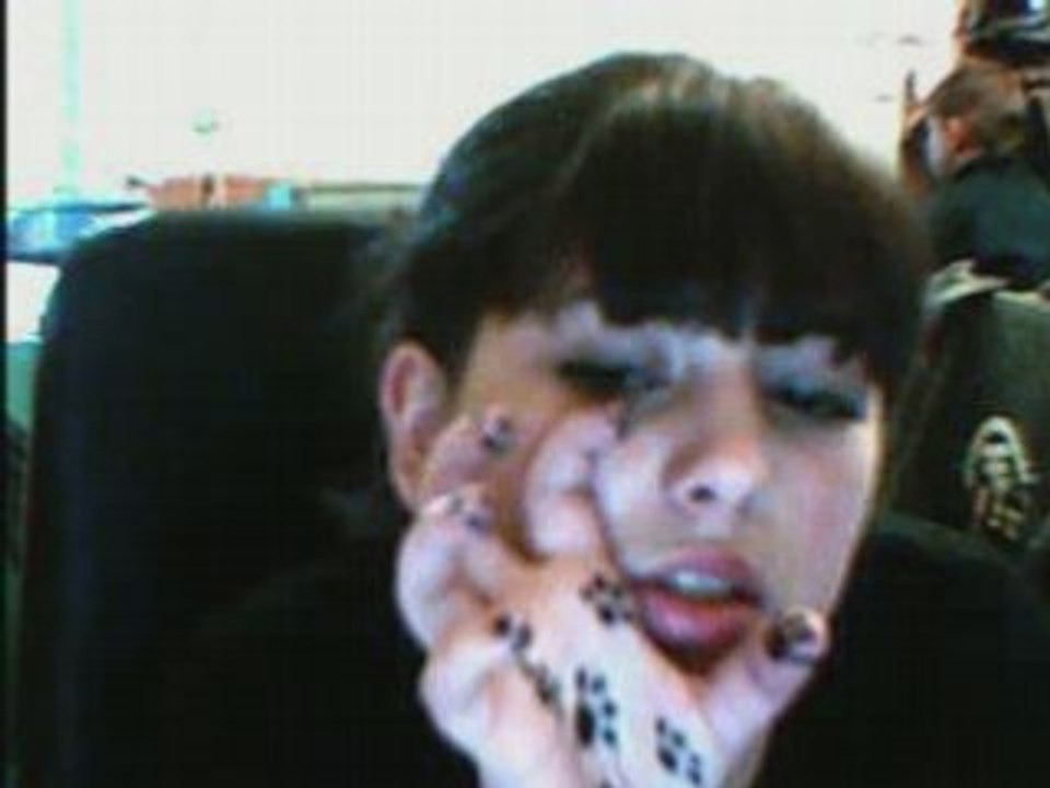 Moi x)