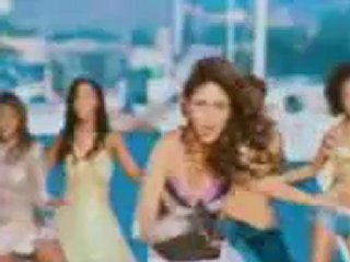 Chaliya Chaliya Kareena New hot Bikini Song!