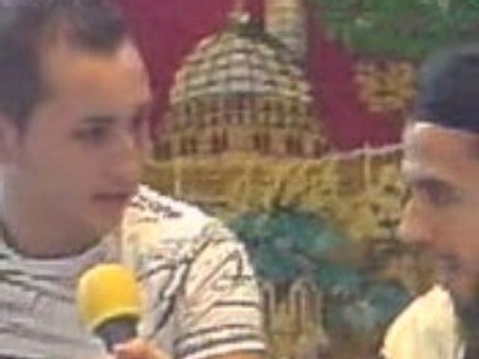 German converts to ISLAM !   Zum Islam konvertiert