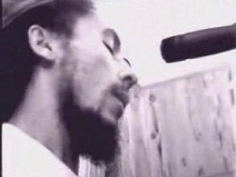 Bob Marley -Live Forever Loving Jah