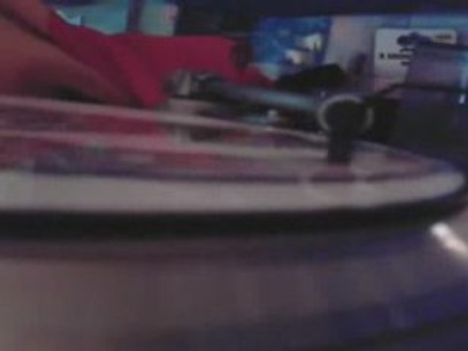Justice vs earth wind and fire (boogiewonderland)
